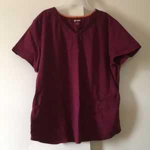 Women’s scrub top